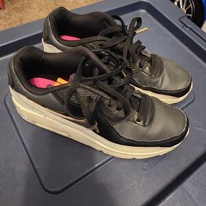 Nike Pink and Black Sneakers